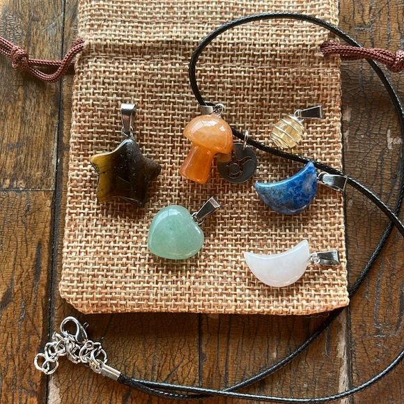 Crystals for Taurus! Orange Aventurine Quartz Citrine Tigers Eye Lapis Lazuli - Picture 1 of 3